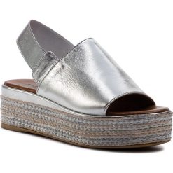Espadryle INUOVO - 117014 Silver. Szare espadryle damskie Inuovo, bez wzorów, ze skóry, bez obcasa. W wyprzedaży za 209,00 zł.