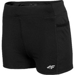 4F Women's Functional Shorts H4L20-SKDF004-20S. Czarne szorty damskie 4f, s, bez wzorów. W wyprzedaży za 59,99 zł.