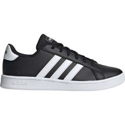 BUTY GRAND COURT. Czarne trampki i tenisówki damskie Adidas, bez wzorów, ze skóry, bez zapięcia. Za 169,99 zł.