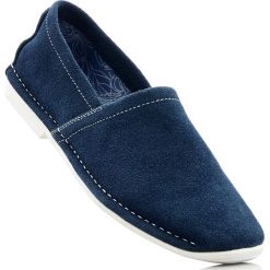 Półbuty wsuwane skórzane bonprix ciemnoniebieski. Niebieskie buty sportowe damskie bonprix, bez wzorów, sportowe, bez obcasa, bez zapięcia. Za 109,99 zł.
