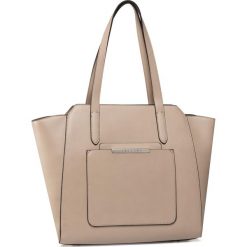 Torebka PUCCINI - BK120803 Taupe 2B. Brązowe torebki klasyczne damskie Puccini, bez wzorów, ze skóry ekologicznej, klasyczne, na ramię, bez dodatków. W wyprzedaży za 209,00 zł.