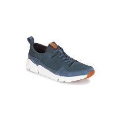 Buty Clarks TRIACTIVE RUN. Niebieskie trampki męskie Clarks, bez wzorów, bez zapięcia. Za 239,50 zł.