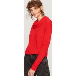 Sweter z luźnym golfem - Czerwony. Czerwone golfy damskie marki Reserved, m. Za 49,99 zł.