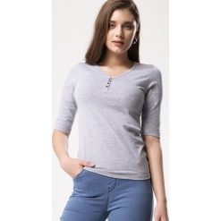 Szara Bluzka Greatest Part. Szare bluzki damskie marki Born2be, xl, bez wzorów, bez kołnierzyka, z krótkim rękawem. Za 29,99 zł.