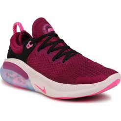 Buty NIKE - Joyride Run Fk AQ2731 602 Rasberry/Red/Black/Pink Blask. Fioletowe buty sportowe damskie Nike, bez wzorów, z tworzywa sztucznego, sportowe, do biegania. Za 759,00 zł.