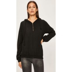 Answear - Bluza. Czarne bluzy damskie ANSWEAR, s, bez wzorów, z bawełny, z krótkim rękawem, krótkie, z kapturem. W wyprzedaży za 49,90 zł.