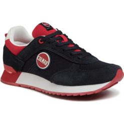 Sneakersy COLMAR - Travis Colors 003 Navy/Red. Niebieskie sneakersy męskie Colmar, bez wzorów, z zamszu, bez zapięcia. W wyprzedaży za 329,00 zł.