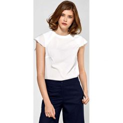Ecru Elegancka Wizytowa Bluzka z Falbankami. Szare bluzki nietoperze marki Molly.pl, l, casualowe, z falbankami. Za 121,90 zł.
