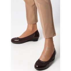 Brązowe Półbuty Track Down. Pomarańczowe półbuty damskie Multu. Za 29,99 zł.