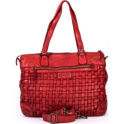 Skórzana torebka w kolorze czerwonym - 38 x 29 x 15 cm. Czerwone torby na laptopa marki neropantera, w paski, ze skóry. W wyprzedaży za 478,95 zł.