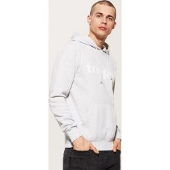 Bluza z napisem - Jasny szar. Szare bluzy męskie rozpinane marki House, l, z napisami. Za 99,99 zł.