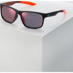 Okulary przeciwsłoneczne męskie: Nike Vision ESSENTIAL CHASER Okulary przeciwsłoneczne black