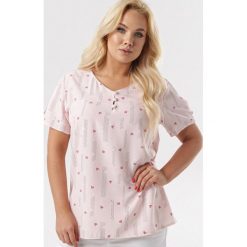 Różowa Bluzka Artemisia. Różowe bluzki damskie Born2be, xl, bez wzorów, bez kołnierzyka, bez rękawów. W wyprzedaży za 49,99 zł.