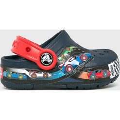 Crocs - Klapki dziecięce. Niebieskie sandały chłopięce Crocs, z materiału, bez zapięcia. Za 199,90 zł.
