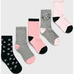Name it - Skarpetki dziecięce (5-Pack). Szare skarpetki dziewczęce marki Name it, bez wzorów, z elastanu. Za 29,90 zł.