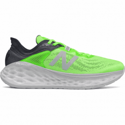 New Balance Fresh Foam More v2 - MMORYB2. Pomarańczowe buty sportowe męskie New Balance, z materiału, bez zapięcia, tenisowe. Za 599,99 zł.