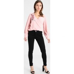 Swetry klasyczne damskie: Dorothy Perkins Petite EMBROIDERED WRAP Sweter pink
