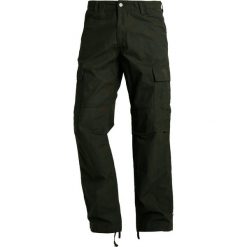 Bojówki męskie: Carhartt WIP REGULAR COLUMBIA Bojówki camo night/combat green