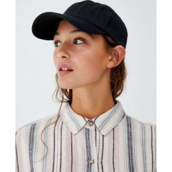 Koszulka w paski z długim rękawem. Szare koszulki damskie Pull&Bear, w paski, bez kołnierzyka. Za 89,90 zł.