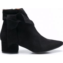 Buty zimowe damskie: Sixtyseven – Botki
