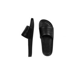 Klapki Kubota Classic Black Plain. Czarne crocsy damskie marki Kubota, ze skóry. Za 199,99 zł.