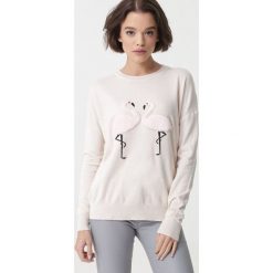 Jasnobeżowy Sweter Ridgetop. Brązowe swetry damskie Born2be, xl, z haftami, klasyczne, bez rękawów, bez kaptura. Za 69,99 zł.