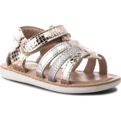 Sandały GIOSEPPO - Eliana 38600-47 Silver/Gold. Żółte sandały dziewczęce Gioseppo, ze skóry, bez zapięcia. W wyprzedaży za 139,00 zł.