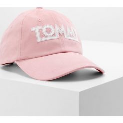 Czapki damskie: Tommy Jeans SOFT Czapka z daszkiem pink
