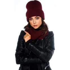 Komplet basicowa czapka i komin bordo. Kominy damskie Lemoniade. Za 99,90 zł.