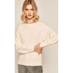 Medicine - Sweter Urban Story. Białe swetry damskie MEDICINE, s, bez wzorów, z poliesteru, bez rękawów, bez kaptura. W wyprzedaży za 69,90 zł.
