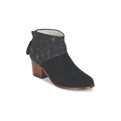 Botki Toms LEILA. Czarne botki damskie marki Toms, bez obcasa, bez zapięcia. Za 335,20 zł.
