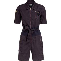 Kombinezon AERONAUTICA MILITARE. Niebieskie kombinezony damskie Aeronautica Militare, z aplikacjami, z tkaniny, militarne, z kontrastowym kołnierzykiem, bez rękawów. W wyprzedaży za 1048,00 zł.