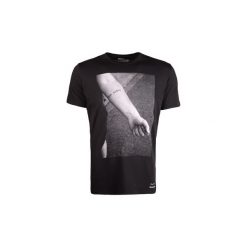T-shirty z krótkim rękawem Diesel 00S03C-RKANH / T-Joe-Si. Czarne t-shirty męskie Diesel, s, bez wzorów, bez kołnierzyka, krótkie. Za 159,00 zł.