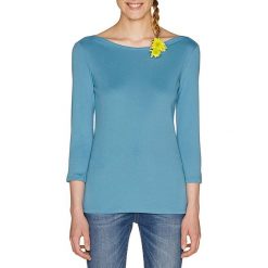 Koszulka w kolorze niebieskim. Niebieskie koszulki damskie Benetton, xl, z haftami, z bawełny. W wyprzedaży za 39,95 zł.