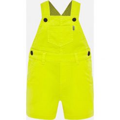 Mayoral - Ogrodniczki dziecięce 68-98 cm. Żółte spodenki chłopięce Mayoral, bez wzorów, z elastanu. Za 129,90 zł.
