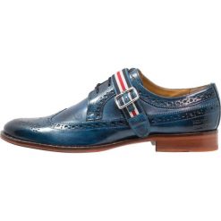 Melvin & Hamilton MIKA Oksfordki mid blue. Niebieskie buty wizytowe męskie marki Melvin & Hamilton, ze skóry, na sznurówki. W wyprzedaży za 524,30 zł.
