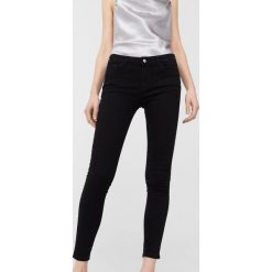 Mango - Jeansy Kim1. Szare jeansy damskie marki Mango, z elastanu. Za 119,90 zł.