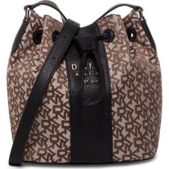 Torebka DKNY - R93JFE13 Chino/Blk B8Q. Pomarańczowe torebki klasyczne damskie DKNY, bez wzorów, ze skóry, bez dodatków. Za 849,00 zł.