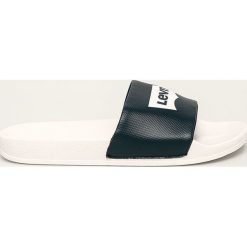 Levi's - Klapki. Białe kapcie męskie Levi's®, z materiału. Za 119,90 zł.