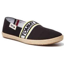 Espadryle TOMMY JEANS - Stripe Summer Shoe EM0EM00222 Black 990. Czarne espadryle męskie z jeansu, klasyczne. W wyprzedaży za 169,00 zł.