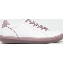 Marco Tozzi - Buty. Różowe buty sportowe damskie Marco Tozzi, bez wzorów, z gumy, sportowe. W wyprzedaży za 139,90 zł.