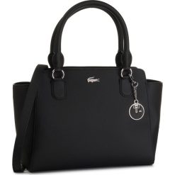 Torebka LACOSTE - M Shopping Bag NF2594DC Black 000. Czarne torebki klasyczne damskie Lacoste, bez wzorów, ze skóry ekologicznej, klasyczne, bez dodatków. Za 849,00 zł.