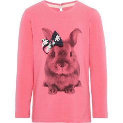 Koszulka "Bappa" w kolorze jasnoróżowym. Różowe swetry niemowlęce marki name it girls, z nadrukiem. W wyprzedaży za 32,95 zł.