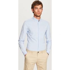 Koszula ze stójką super slim fit - Niebieski. Niebieskie koszule męskie slim marki Reserved, s, ze stójką. Za 99,99 zł.