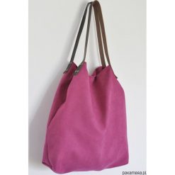 Torba tote XXL - fuksja. Czerwone torebki klasyczne damskie Pakamera, ze skóry, duże. Za 129,00 zł.