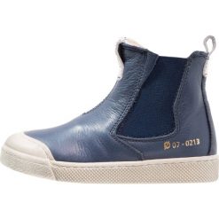 Ocra Botki sauvage jeans. Niebieskie botki damskie na zamek Ocra, z futra. W wyprzedaży za 382,85 zł.