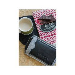 SEAL BLACK S etui na telefon. Szare etui damskie marki Boogie, z wełny. Za 33,00 zł.