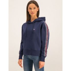 Bluza Tommy Jeans Logo Tape Drawstring DW0DW07345. Niebieskie bluzy damskie Tommy Jeans, l, bez wzorów, z bawełny, bez rękawów, bez kaptura. W wyprzedaży za 259,00 zł.