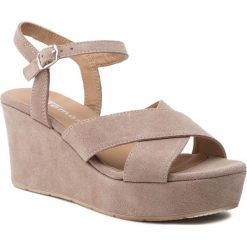 Sandały TAMARIS - 1-28333-22 Taupe 341. Brązowe klapki damskie Tamaris, bez wzorów, ze skóry, bez obcasa, na obcasie. W wyprzedaży za 179,00 zł.