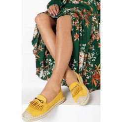Żółte Espadryle Genidenah. Żółte espadryle damskie Born2be, bez wzorów, bez obcasa. W wyprzedaży za 79,99 zł.